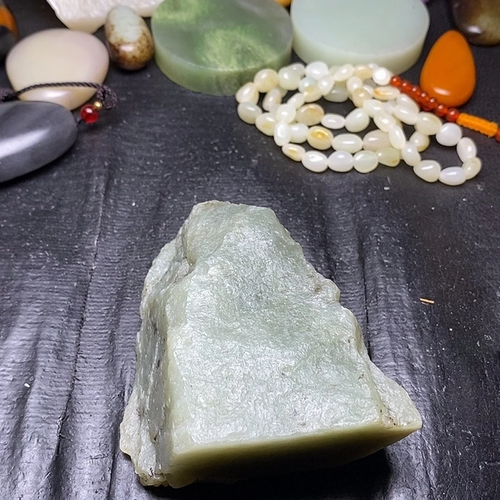 和田玉未镶嵌摆件