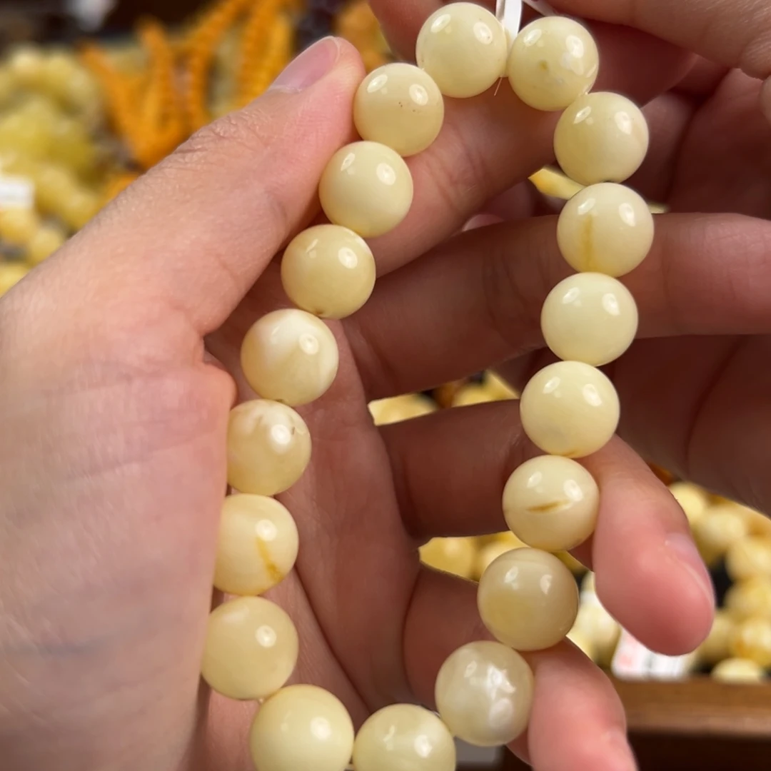 未镶嵌琥珀珠宝奇石