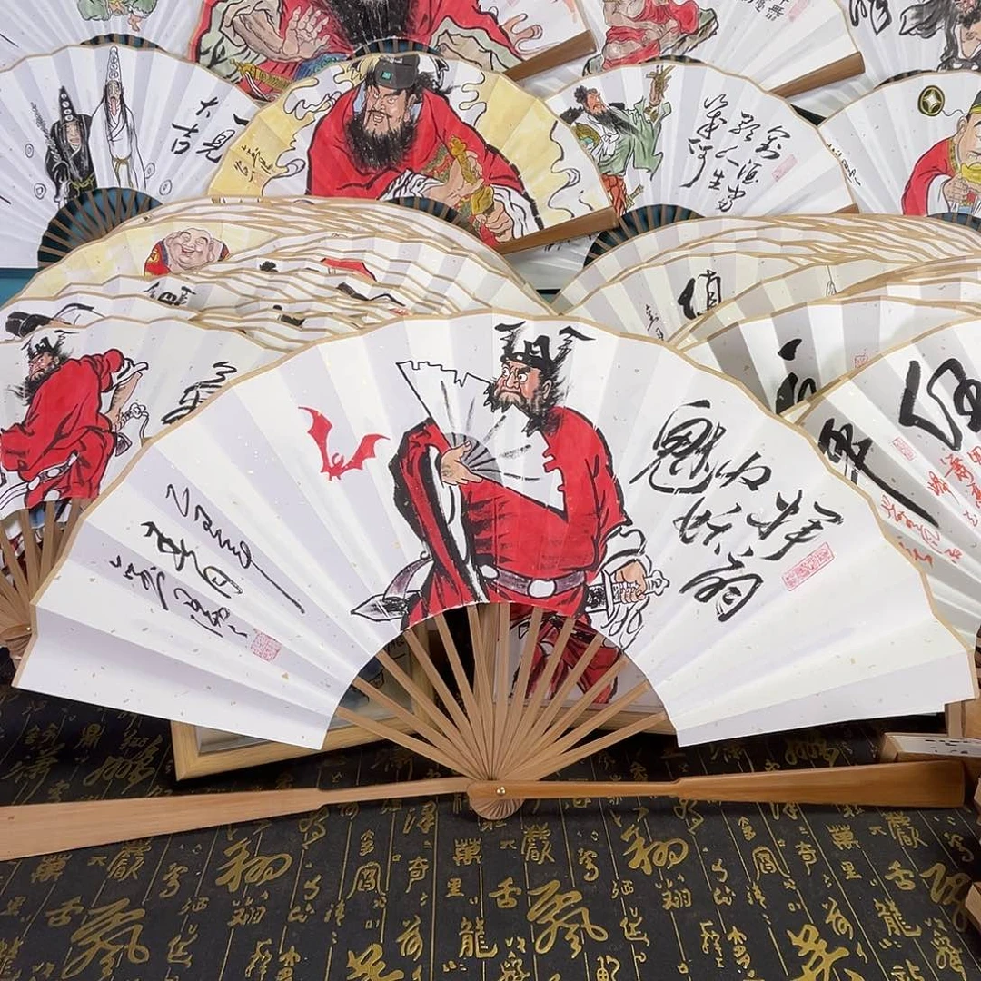 国画手绘折扇一把