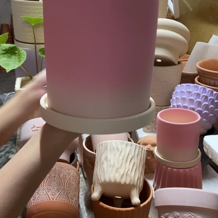 14×14粉色直筒盆+托1个