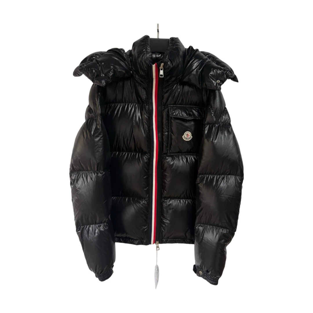 未使用 MONCLER 彩条厚款羽绒服/3码/256244