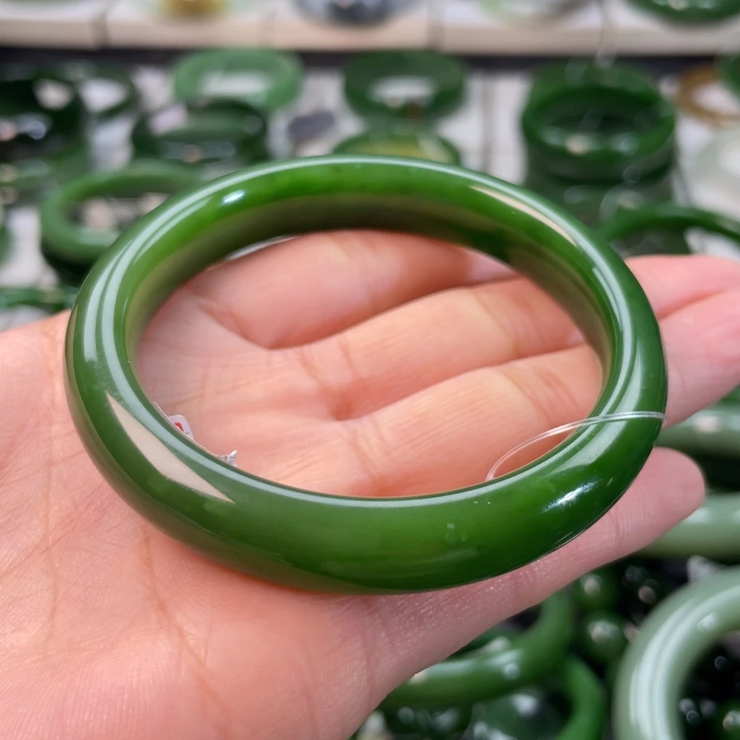 和田玉（碧玉）手镯未镶嵌