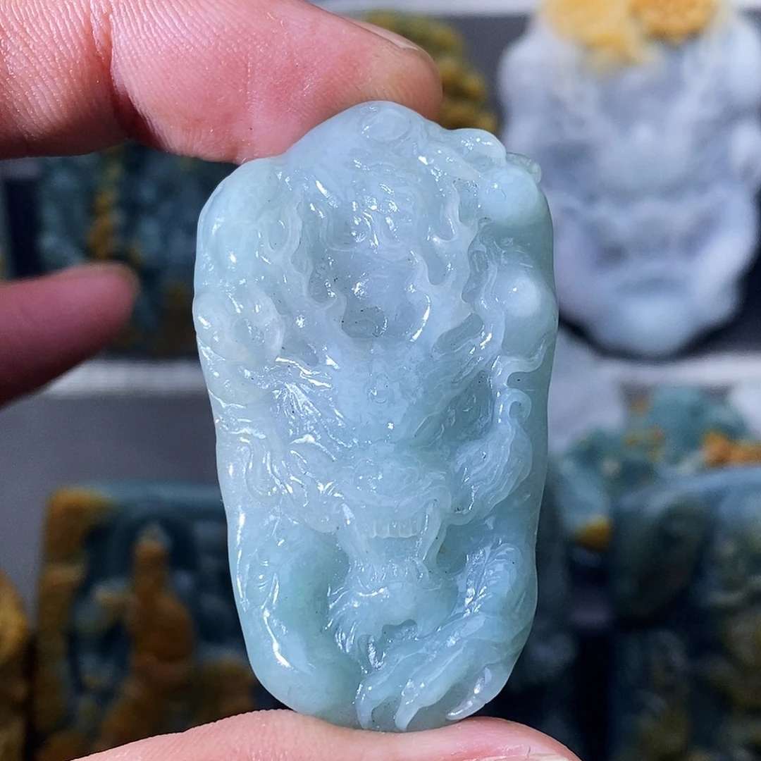 定制翡翠未镶嵌龙牌1