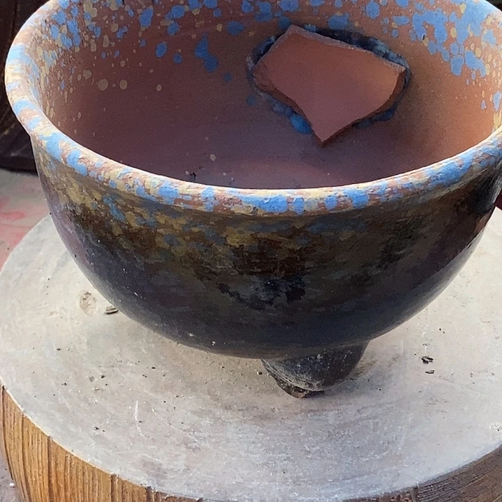 花盆紫砂口20.5高度13瑕疵