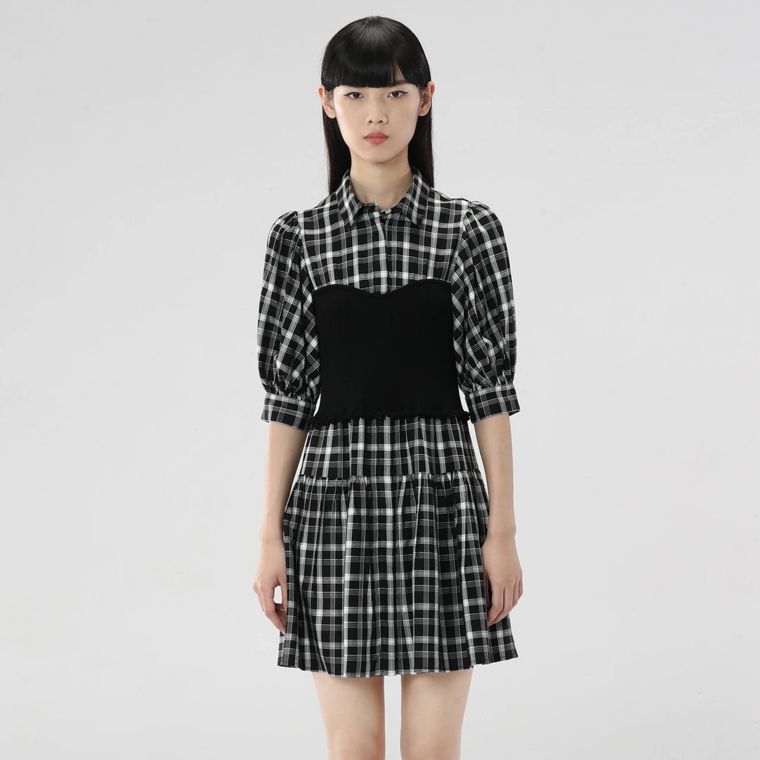 女设计感学院风格纹A字衬衫短裙