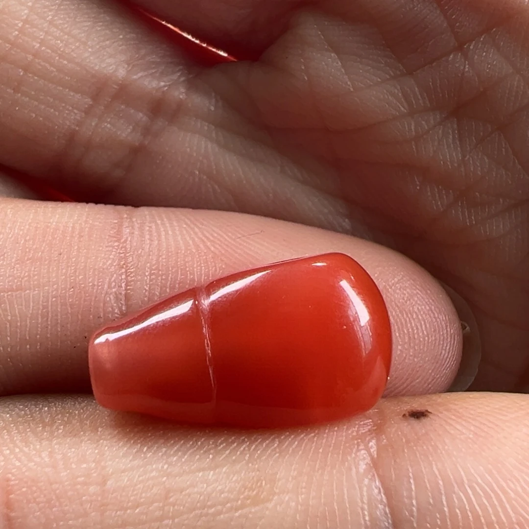 南红玛瑙三通未镶嵌