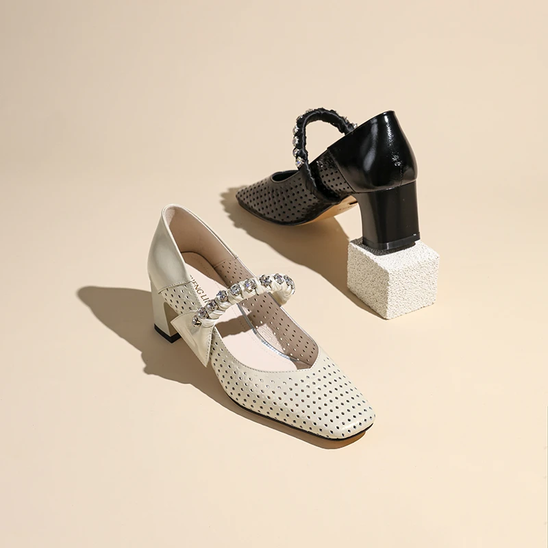 圣琳妃/牛皮/5cm法式复古方头粗跟单鞋镂空一字带女鞋D20142