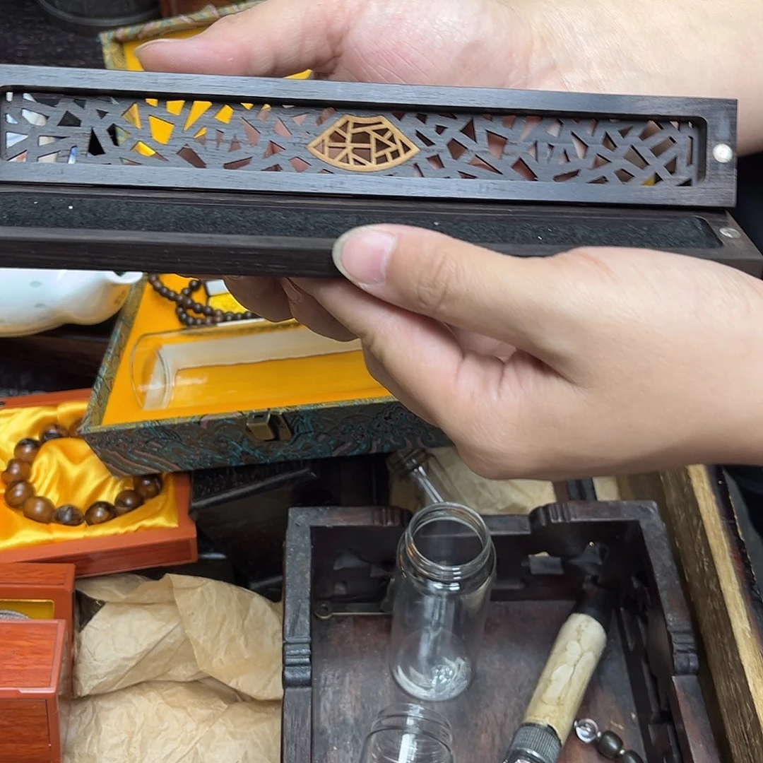 大叶紫檀（黑酸枝木类）