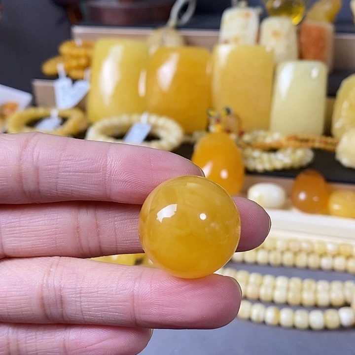 琥珀未镶嵌裸石圆珠