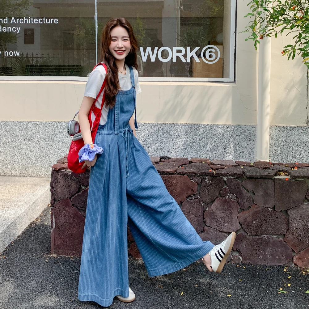 休闲牛仔背带连体裤套装女2025年夏季新款松弛感减龄连衣裤两件套