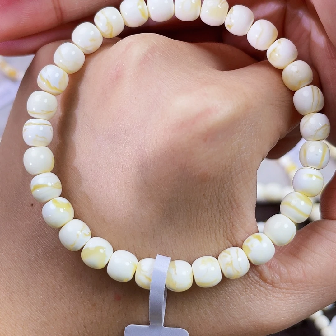 琥珀未镶嵌裸石6.5瓷白闪电