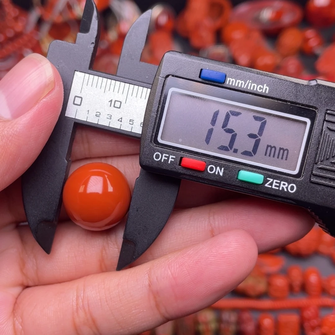 南红玛瑙配饰未镶嵌