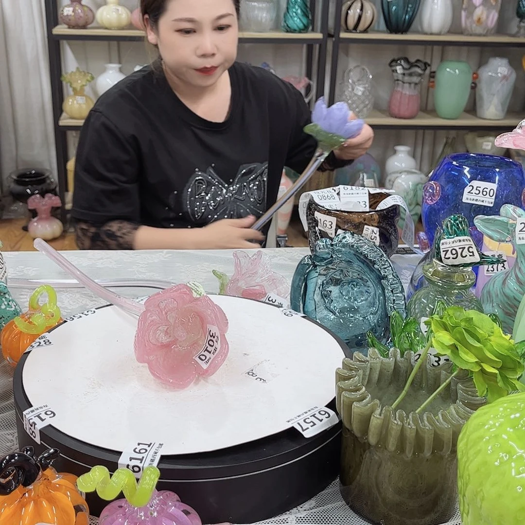 3010瑕 家悦花瓶摆件
