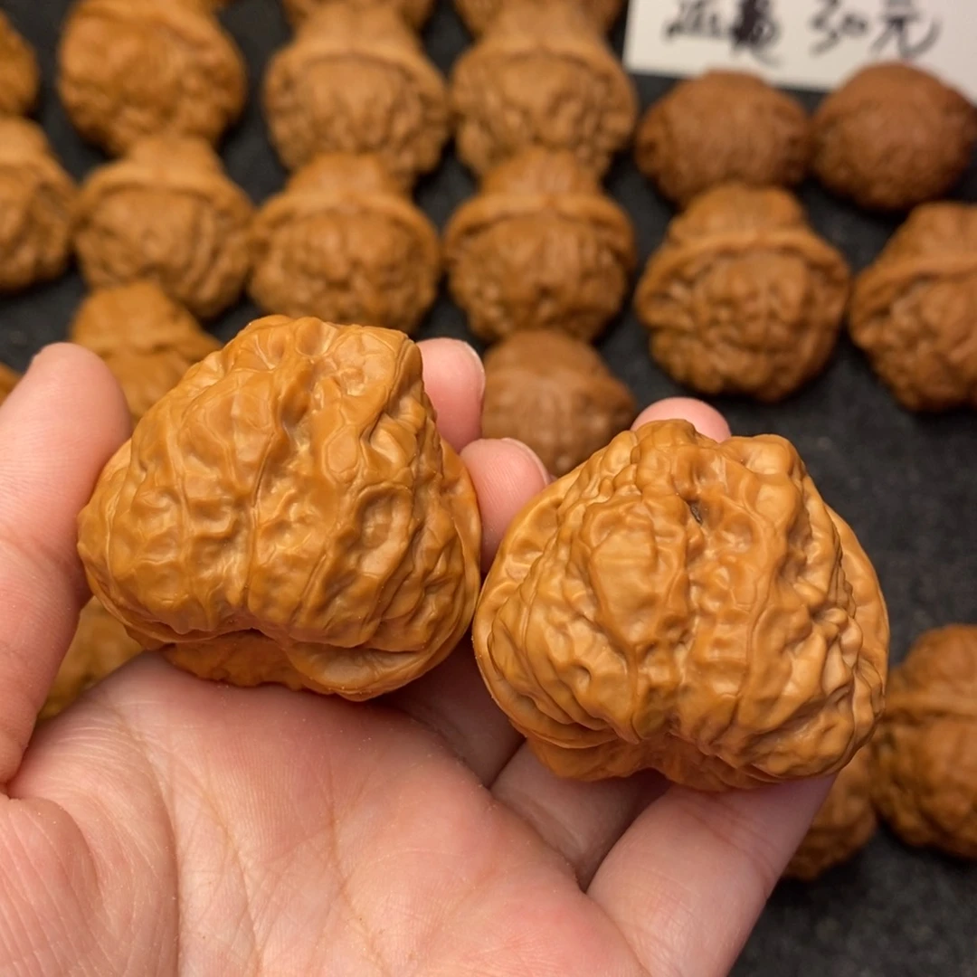 文玩核桃把件d****a蛤蟆40