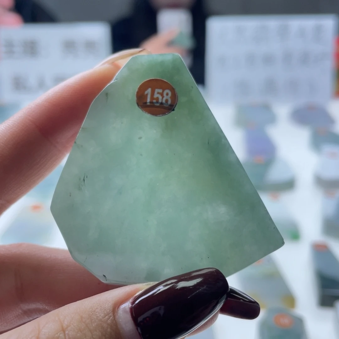 定制翡翠未镶嵌天然翡翠