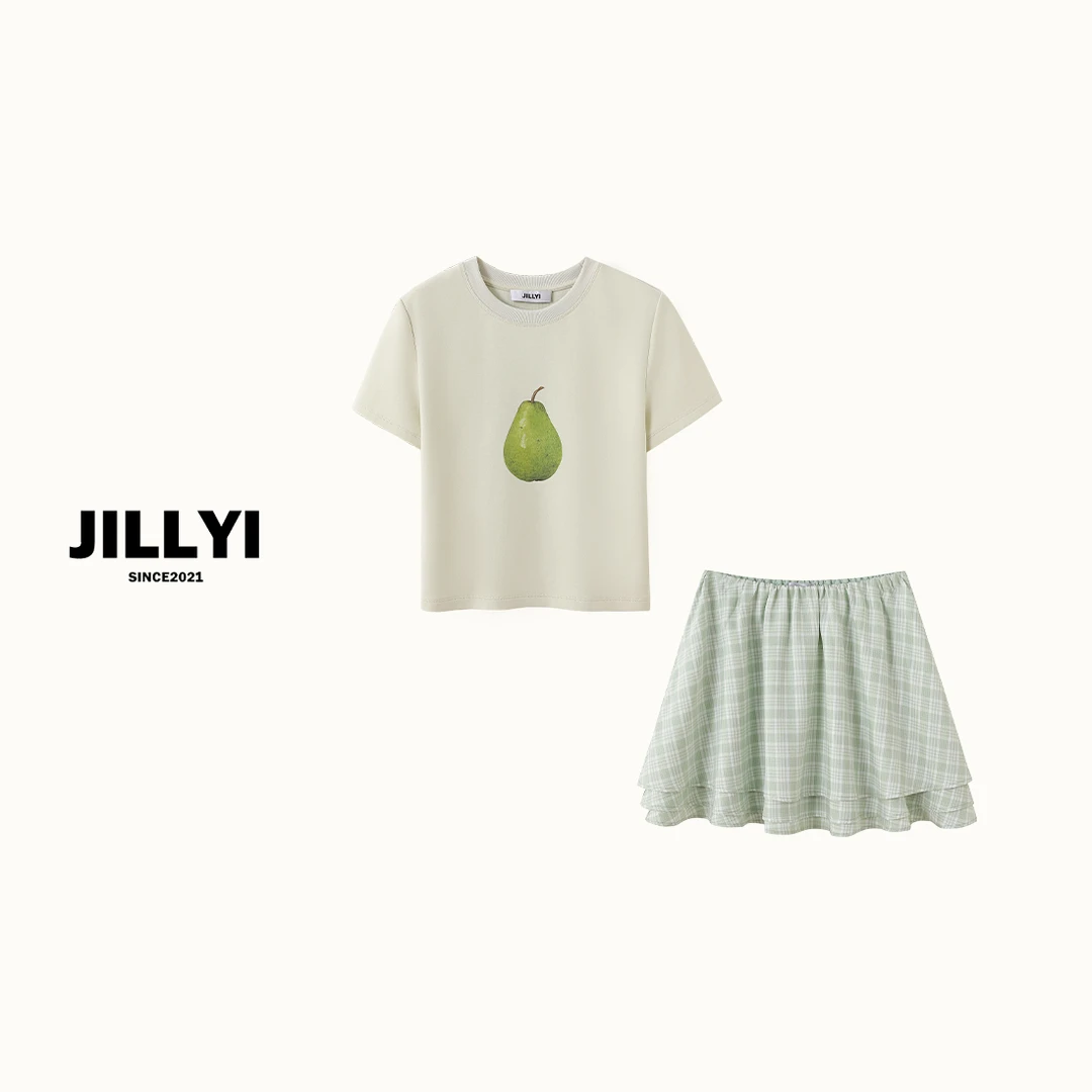 JILLYI珠海店【香梨T+苔藓小姐】白色梨印花T恤+绿格子半裙套装