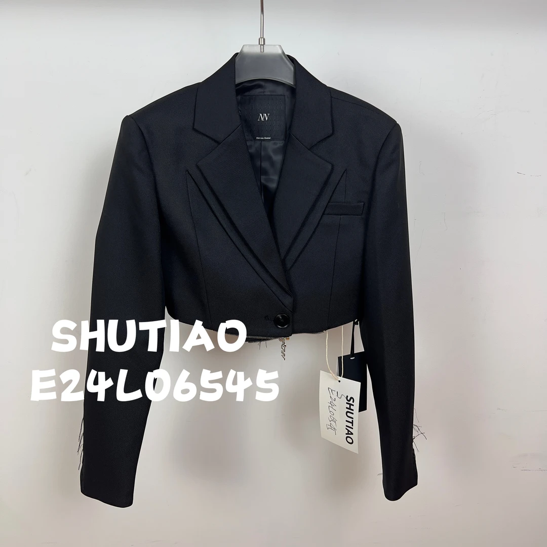 【SHUTIAO】2024秋冬：新款小众设计款外套E24L06545