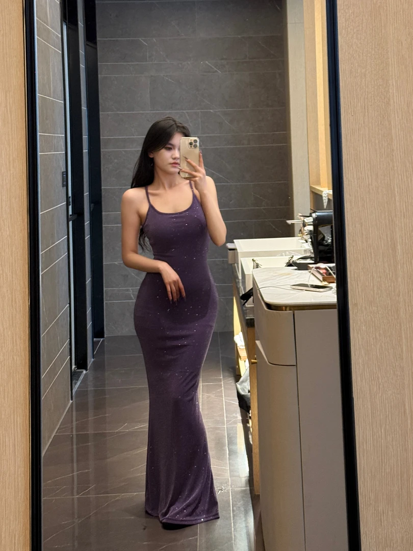 【Glozzzz】星辰大海 撒银网纱吊带鱼尾长裙L Q117