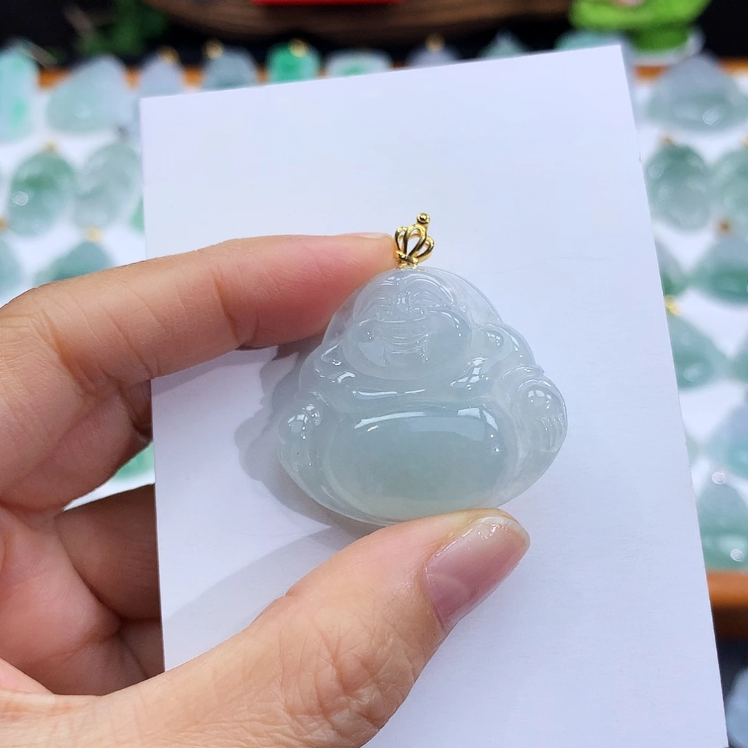 翡翠18K金镶嵌颈饰翡翠吊坠