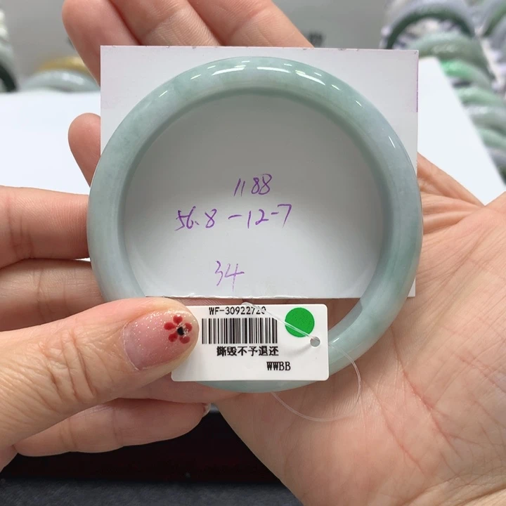 翡翠未镶嵌手镯34