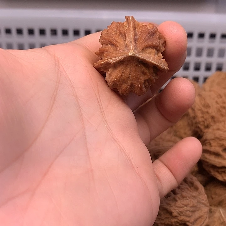 忘***间文玩核桃吊坠文玩核桃