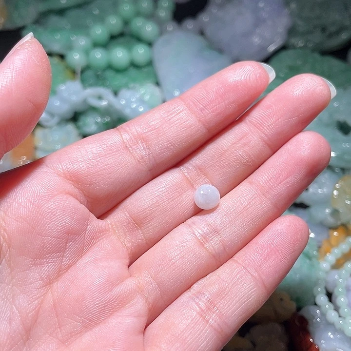 颈饰未镶嵌翡翠我***呀天