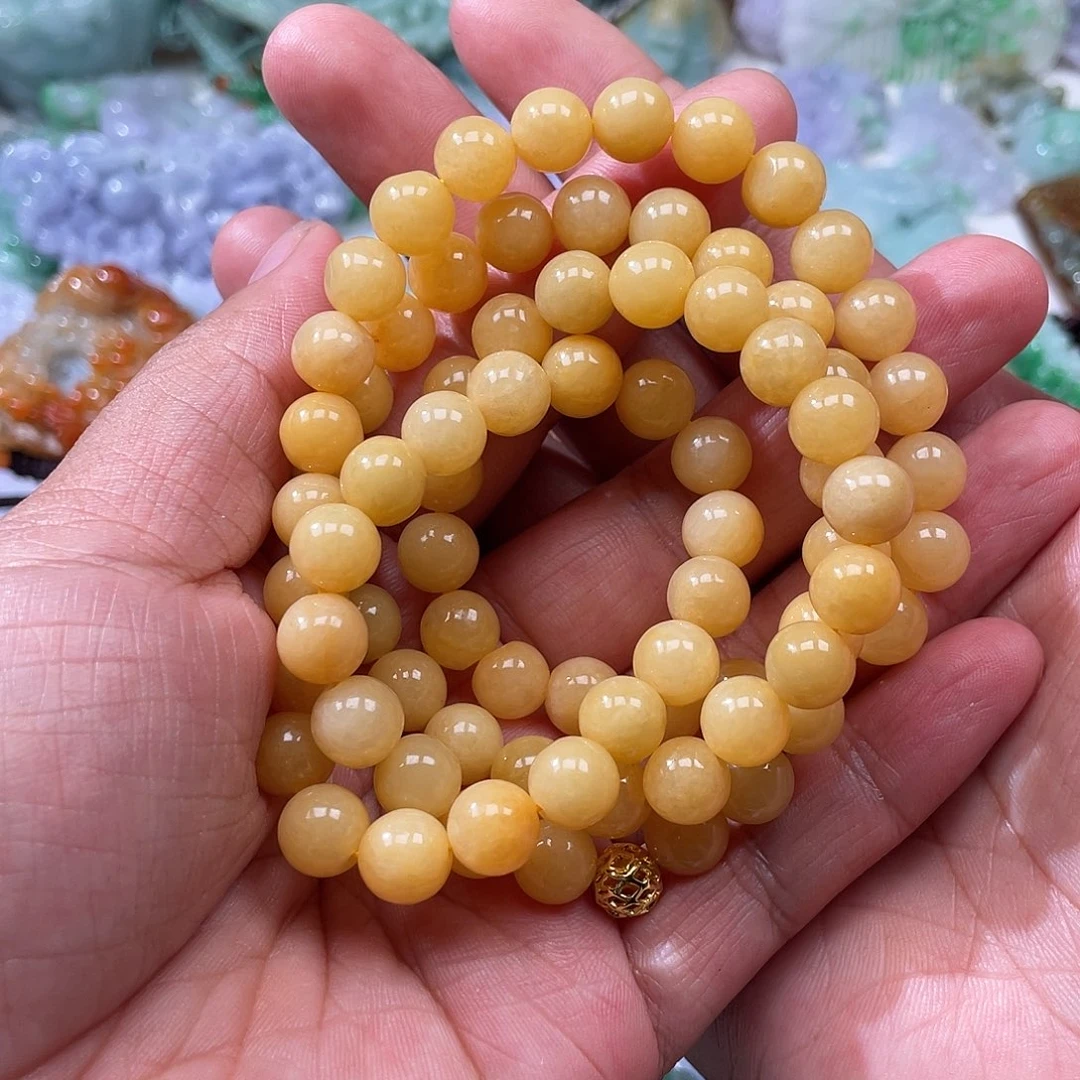 翡翠未镶嵌颈饰?****