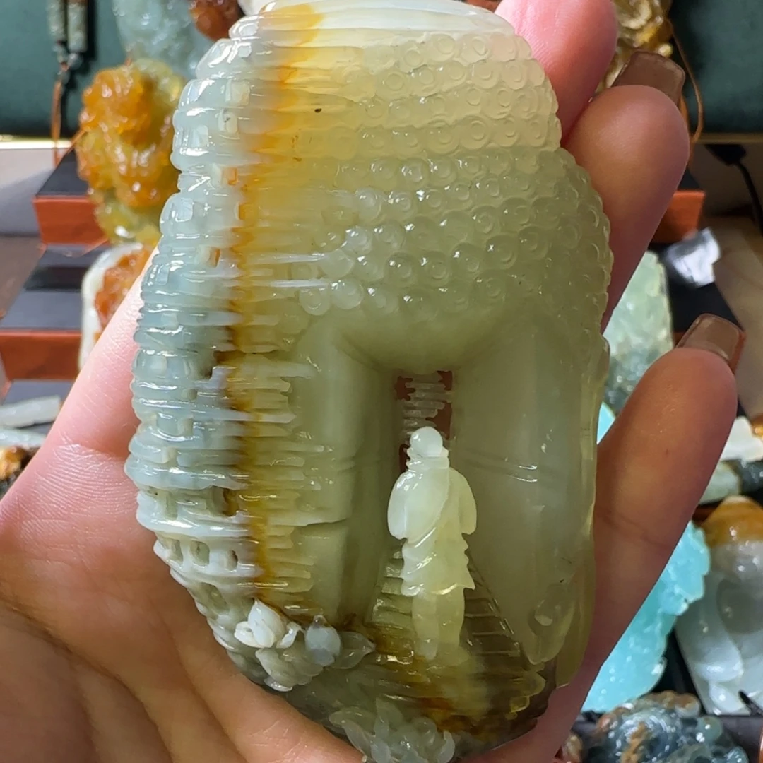 岫玉未镶嵌颈饰佛