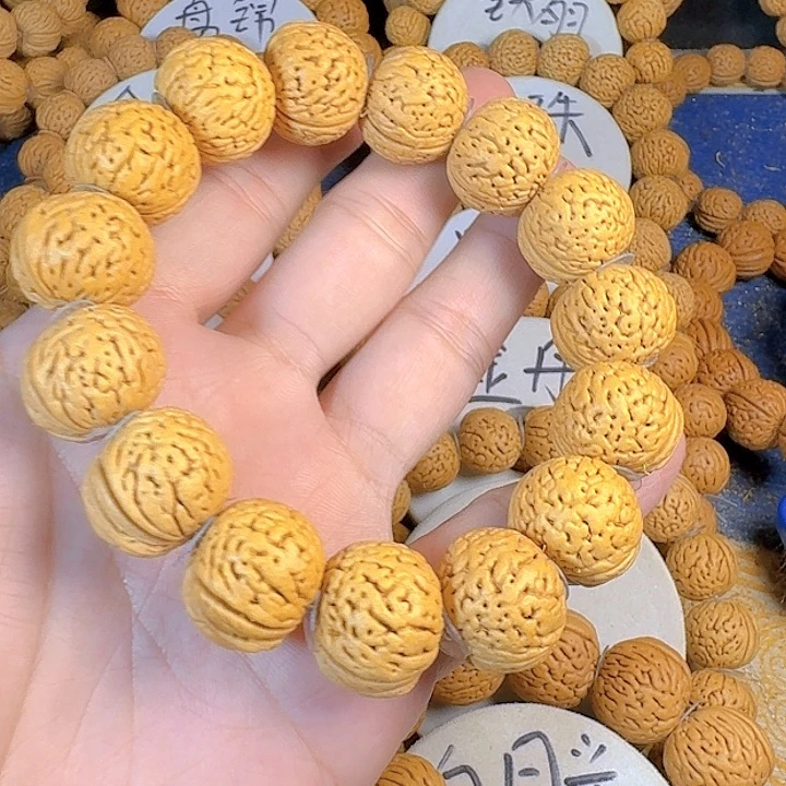 萱***爸吊坠桃核20南瓜桃核手串