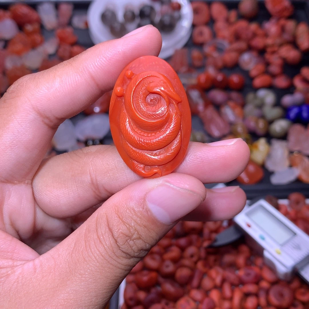 南红玛瑙未镶嵌珠宝半成品