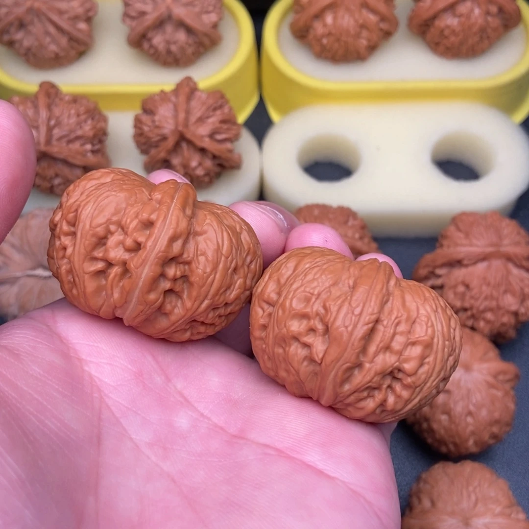 文玩核桃把件毕业元宝42