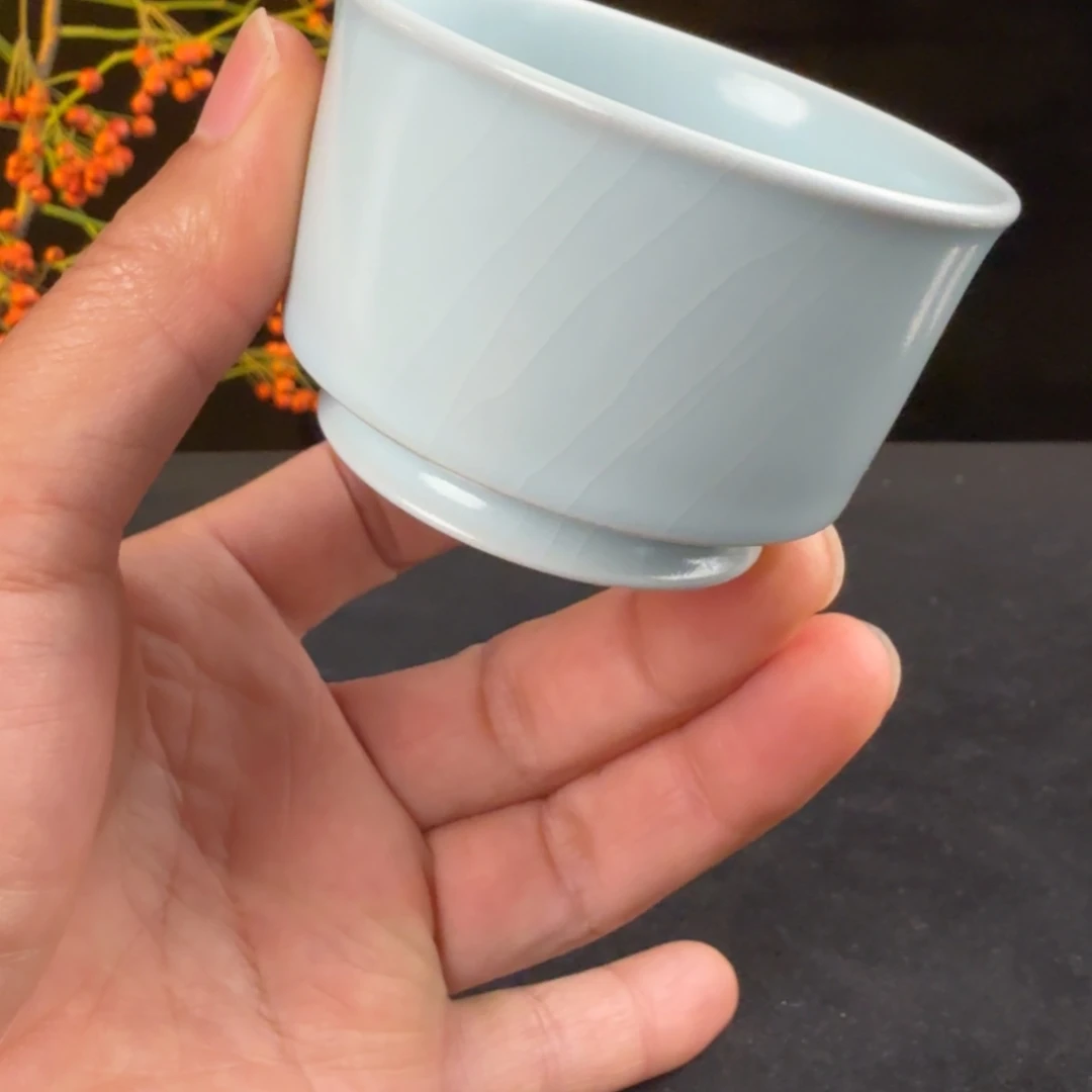 摆件汝瓷月白君子杯