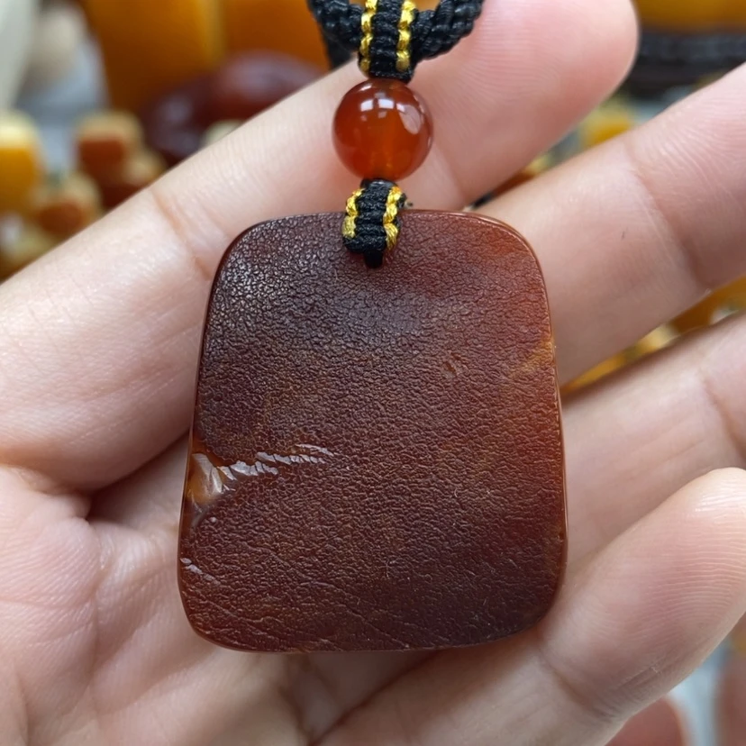 【闪购商品】琥珀颈饰未镶嵌