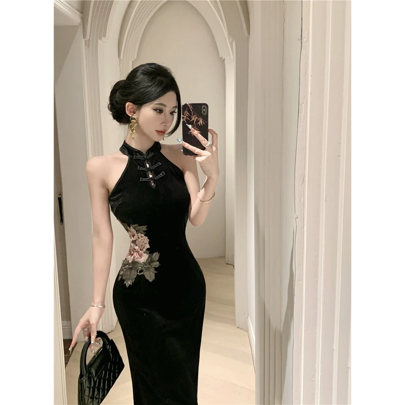 韩版小众别致绝美时尚花朵刺绣改良派对旗袍2025新款百搭连衣裙女