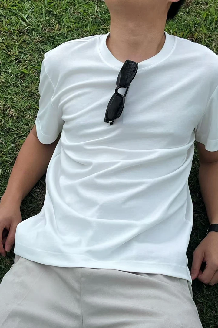 圆领T恤速干男士白T打底衫男装纯色修身短袖春夏上衣舒适简约