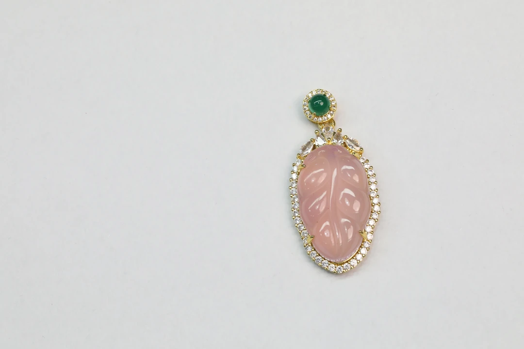 TYDZ016粉色翡翠吊坠