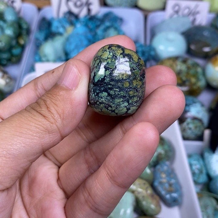 三***W未镶嵌绿松石颈饰