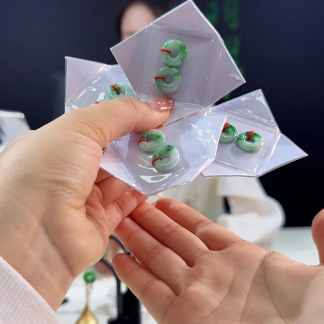 翡翠耳饰未镶嵌多样性发货发其一发一对未镶嵌有纹