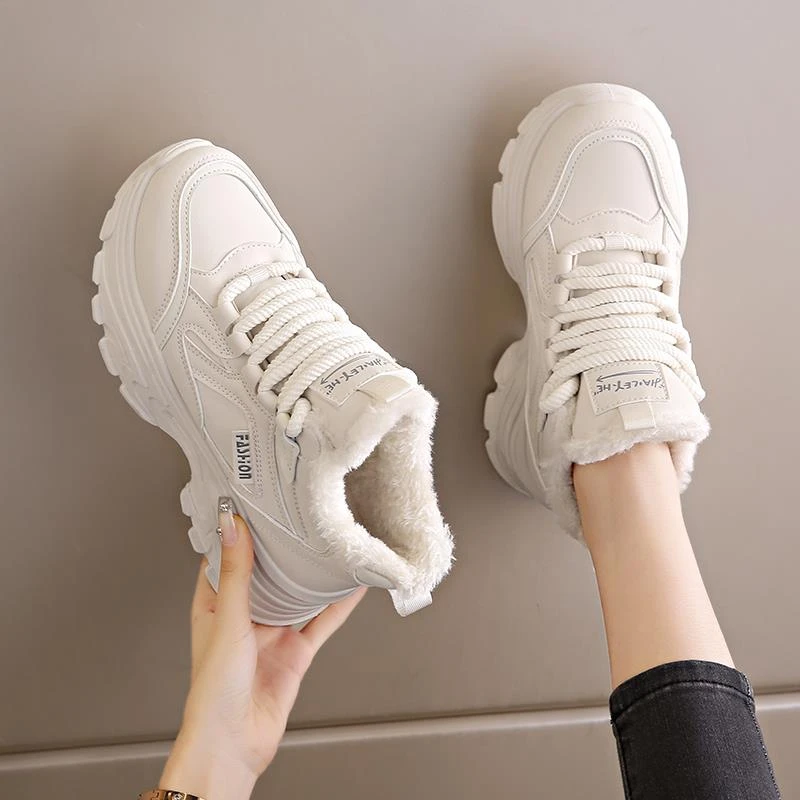 雪地靴女冬季加绒加厚老爹鞋大童学生防滑防水抗寒零下40度大棉鞋