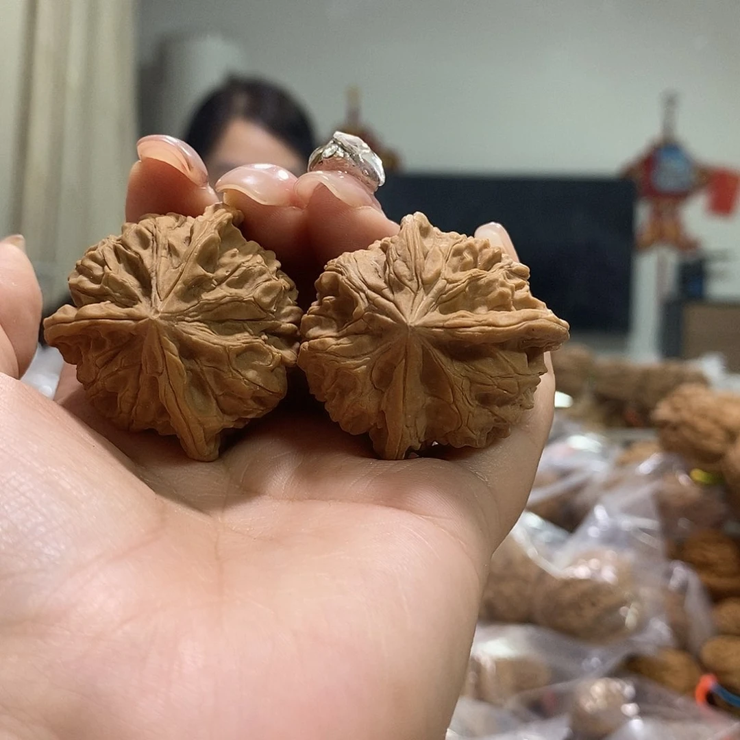 把件文玩核桃玉玺三棱