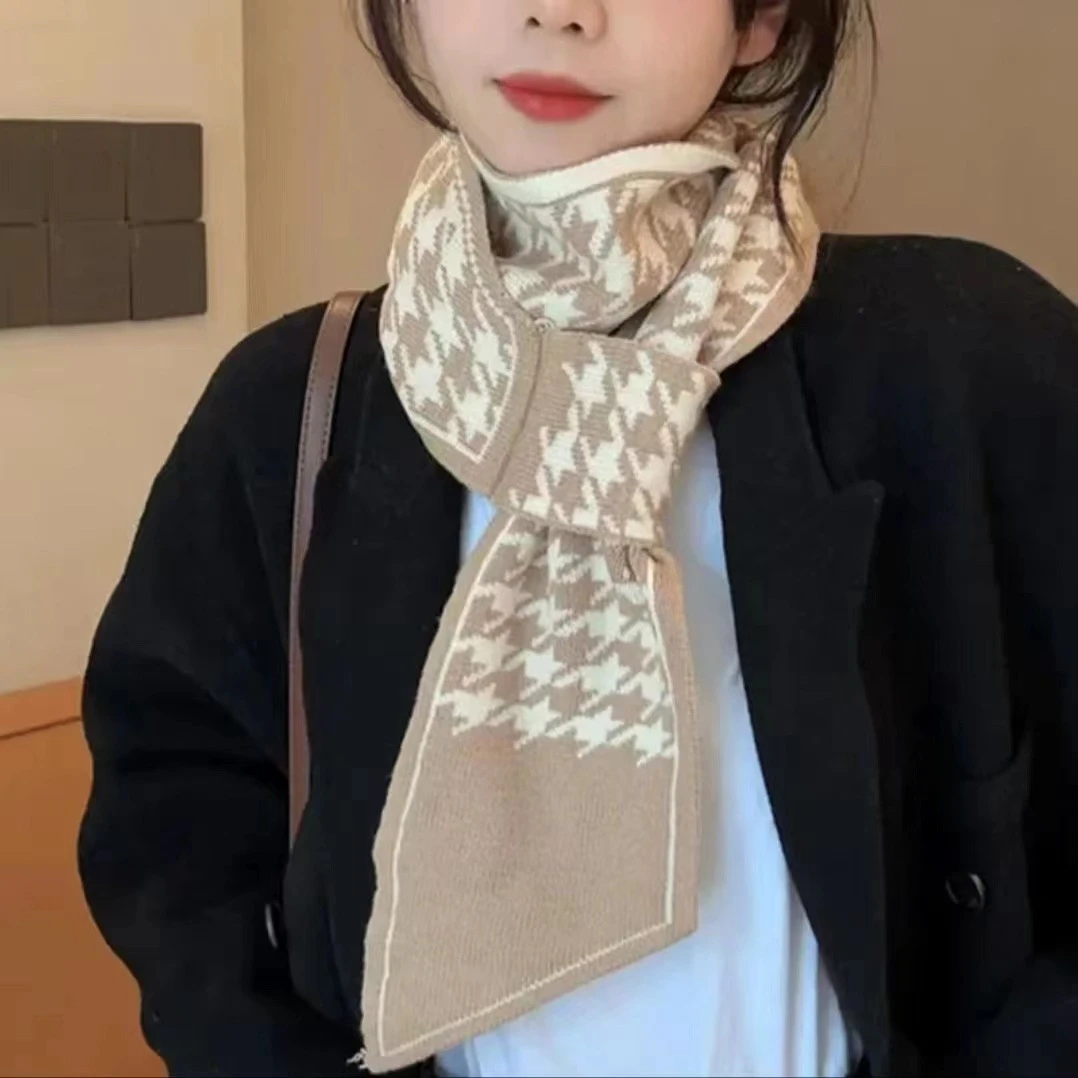 TIFICY户外新款围巾女冬季黑白经典条纹百搭韩版装饰气质围脖领巾