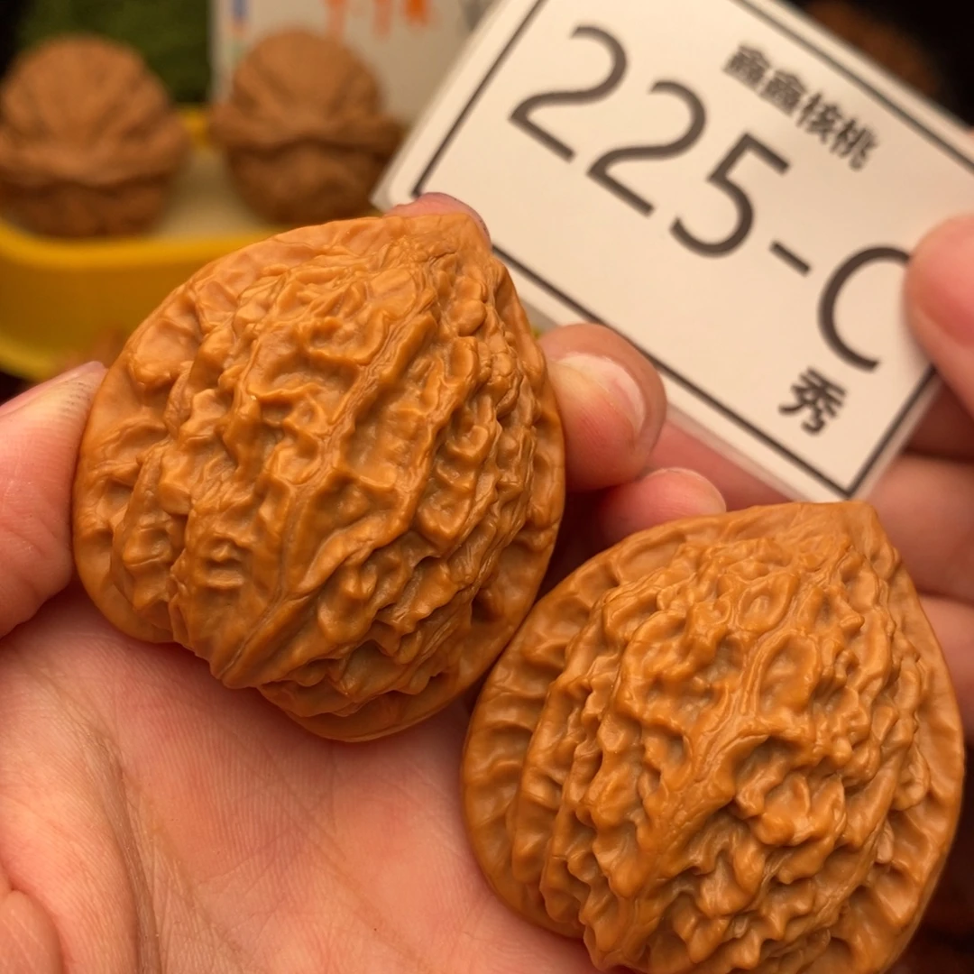 把件文玩核桃金牛37……