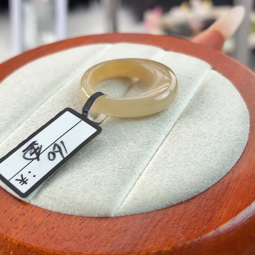 和田玉未镶嵌戒指r89咖糖糖白渐变馒头17.7