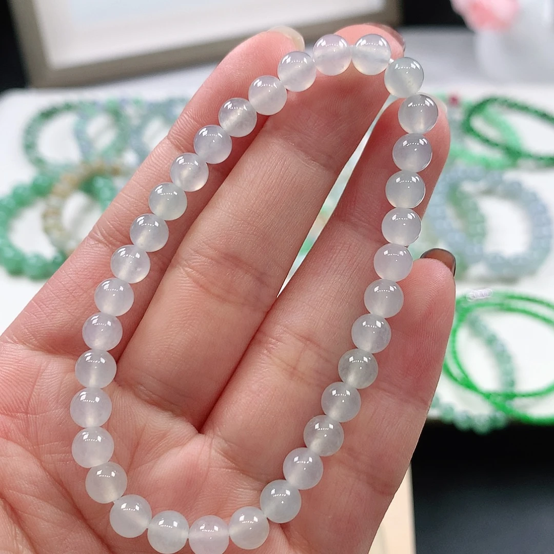 翡翠未镶嵌手链5.9mm