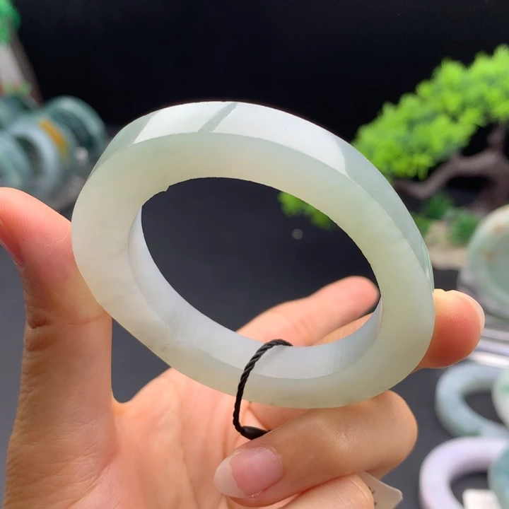 定制翡翠正未镶嵌