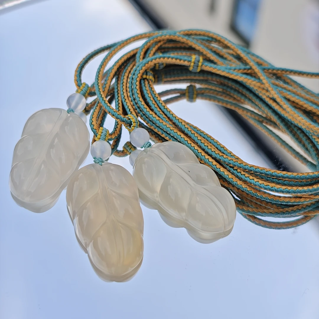 【书记甄选】玛瑙玉髓叶子吊坠 多样式发一件 7044HJ