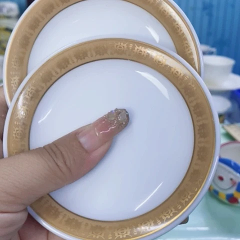 瓷片哈哈真的好可爱