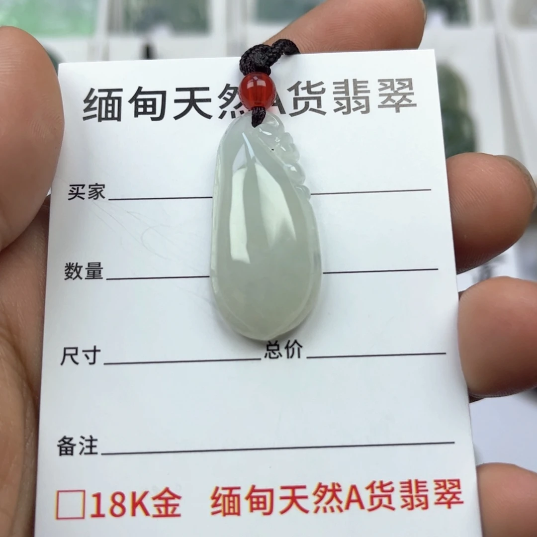 翡翠颈饰未镶嵌缅甸天然翡翠