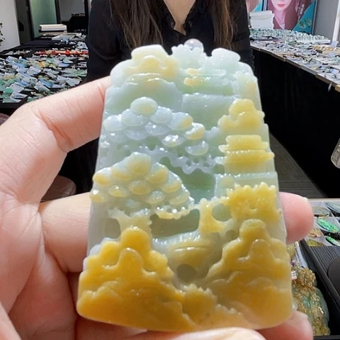 翡翠未镶嵌颈饰翡翠