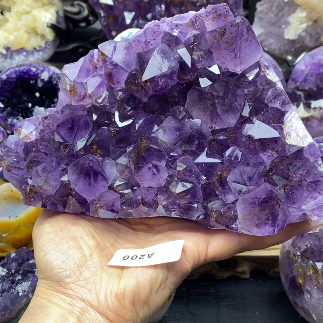 未镶嵌水晶大型摆件（非配饰）